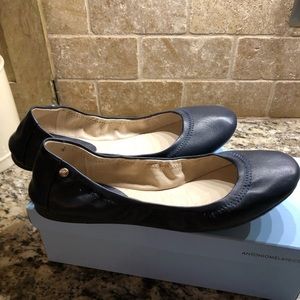 New in Box - Antonio Melani 8M